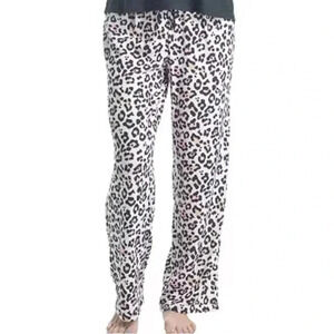 Muk Luk’s Leopard Print Super Soft Lounge Pants